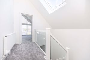 Photo 17- click for photo gallery